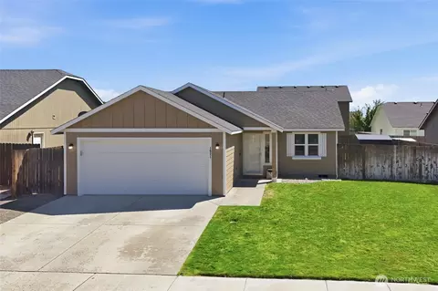 1621 E Truman Dr, Moses Lake, WA 98837