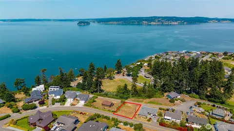 0 Nnn Rocky Point Dr, Camano Island, WA 98282