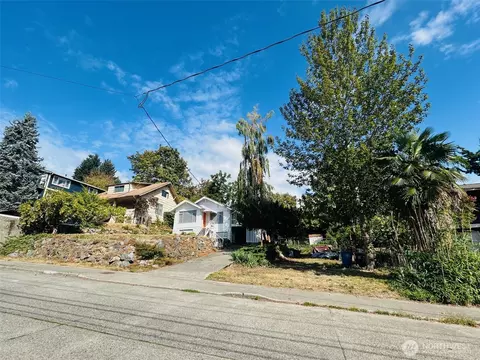 6538 51st Ave S, Seattle, WA 98118