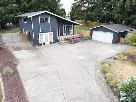 8304 55th St W, University Place, WA 98467
