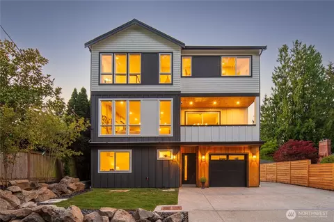 2652 NW 95th St, Seattle, WA 98117