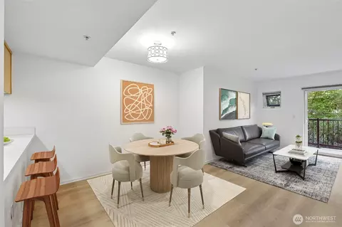 12345 Roosevelt Way NE #306, Seattle, WA 98125