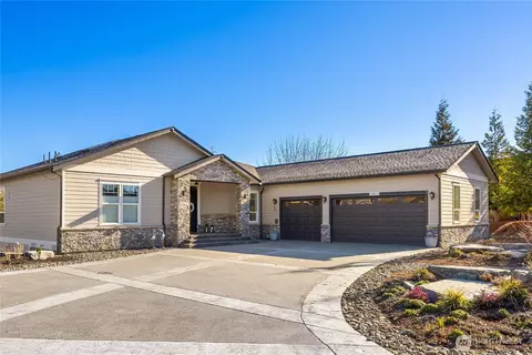 22822 Tranquility Pl NE, Kingston, WA 98346