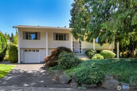 18509 43rd Pl W, Lynnwood, WA 98037