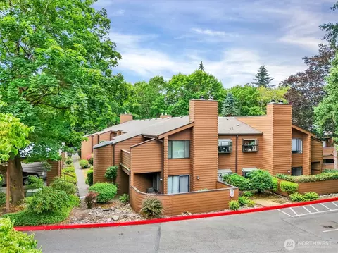 11500 NE 128th St #47, Kirkland, WA 98034