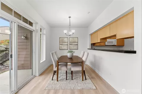 Dining - 18930 Bothell-everett Hwy #G105, Bothell, WA 98012 photo 2 of 4