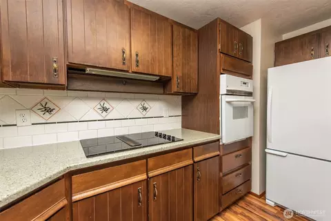 Kitchen - 2129 W Sequim Bay, Sequim, WA 98382 photo 2 of 6