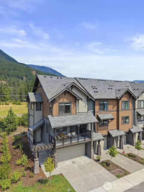 1870 SE 12th St #701, North Bend, WA 98045