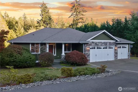 7106 71st Ave NW, Gig Harbor, WA 98335
