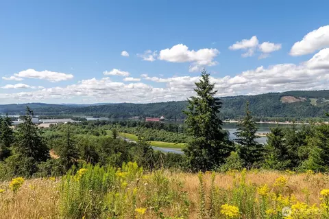 244 Risley Rd, Kelso, WA 98626