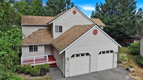 38704 SE Beta St #1, Snoqualmie, WA 98065