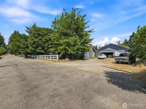 10723 59th Ave E, Puyallup, WA 98373