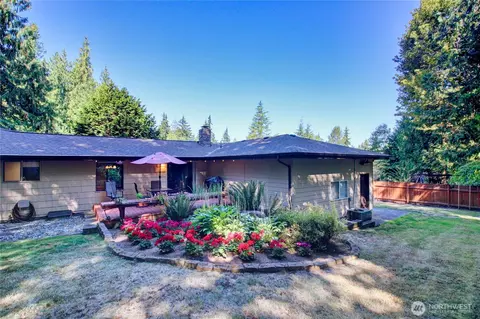 510 Sioux Dr W, Mount Vernon, WA 98273