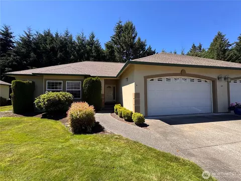 41 E Beaumont Dr #A, Shelton, WA 98584