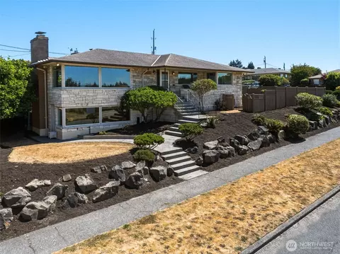9304 23rd Ave NW, Seattle, WA 98117