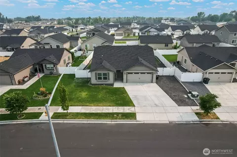4229 W Cove West Dr, Moses Lake, WA 98837