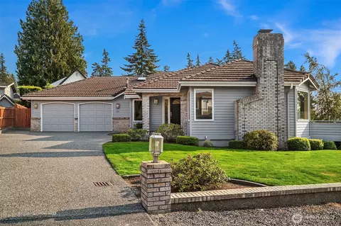912 Cedar St, Edmonds, WA 98020