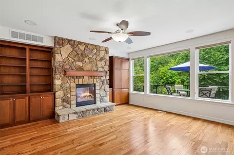 928 NE 34th Ave, Camas, WA 98607 photo 8