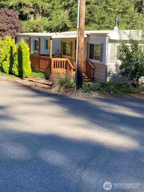 6521 SE Mile Hill Dr #18, Port Orchard, WA 98366