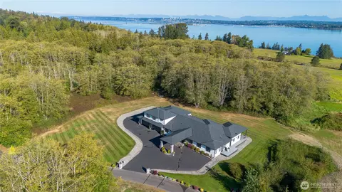 8660 Drayton View Ln, Blaine, WA 98230