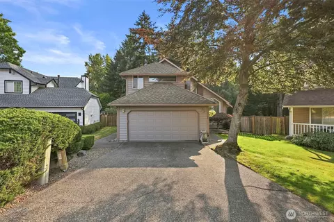 1105 SW 352nd St, Federal Way, WA 98023