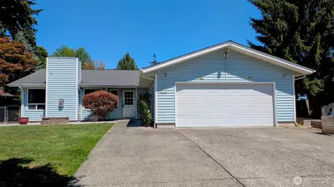 14611 Meadows Ct E, Tacoma, WA 98445