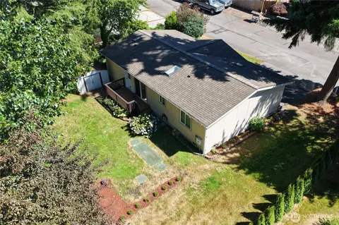 View/Area - 3315 207 Pl SE, Bothell, WA 98012 photo 3 of 5
