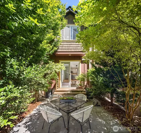 4315 Linden Ave N #A, Seattle, WA 98103