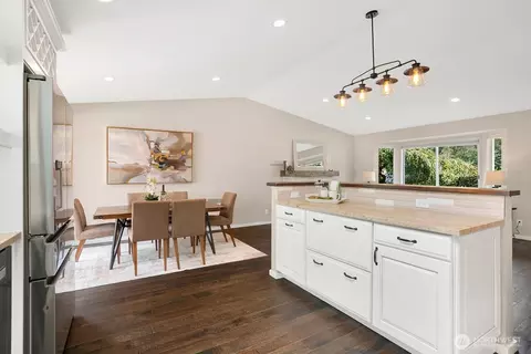 Dining - 1026 232nd Pl SW, Bothell, WA 98021 photo 1 of 3