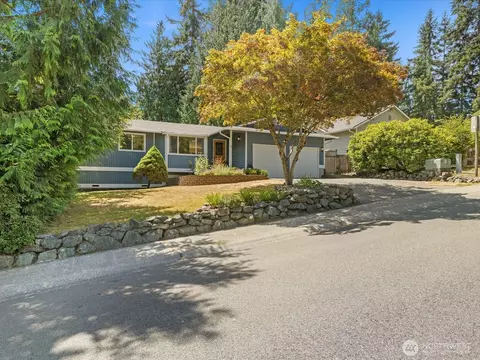 Exterior - 318 161st Pl SE, Bothell, WA 98012 photo 1 of 14