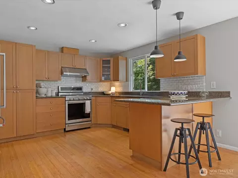 Kitchen - 318 161st Pl SE, Bothell, WA 98012 photo 2 of 6