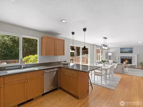 Kitchen - 318 161st Pl SE, Bothell, WA 98012 photo 5 of 6