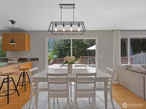 Dining - 318 161st Pl SE, Bothell, WA 98012 photo 2 of 2