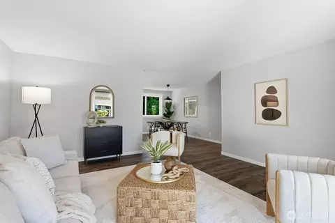 9925 NE 204th Pl, Bothell, WA 98011 photo 7