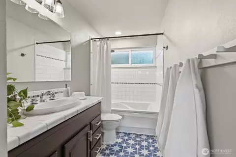 9925 NE 204th Pl, Bothell, WA 98011 photo 26