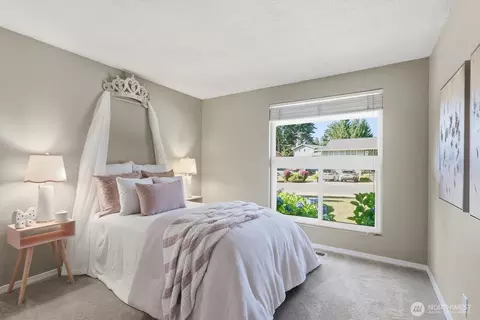9925 NE 204th Pl, Bothell, WA 98011 photo 24