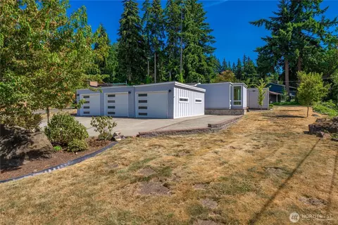 803 S 301st Pl, Federal Way, WA 98003