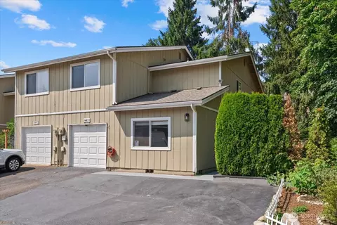 24855 145th Ln SE, Kent, WA 98042