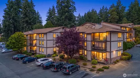 4601 Grandview Dr W #R317, University Place, WA 98466