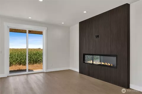 Living - 416 W 4th St, Everson, WA 98247 photo 1 of 1