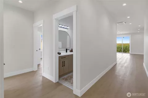 Entry Way - 416 W 4th St, Everson, WA 98247 photo 3 of 3