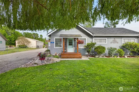12951 Satterlee Rd, Anacortes, WA 98221