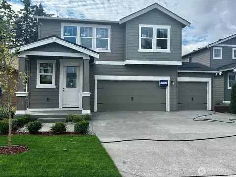 726 129th St E #14, Tacoma, WA 98445