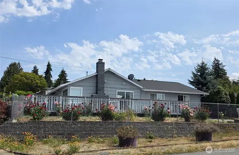 Undisclosed, Kent, WA 98032
