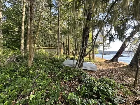Exterior - 240 Old Midden Ln, Shaw Island, WA 98286 photo 6 of 9