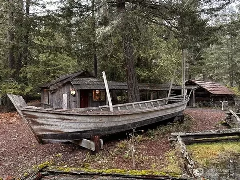 Exterior - 240 Old Midden Ln, Shaw Island, WA 98286 photo 8 of 9