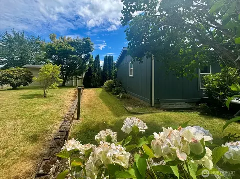 1093 Todd Pl #23, Burlington, WA 98233