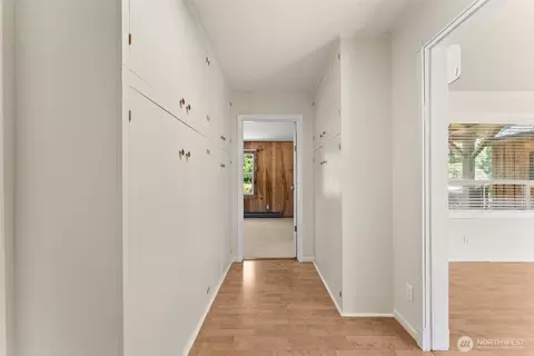 Entry Way - 1296 Centralia Alpha Rd, Chehalis, WA 98532 photo 1 of 1
