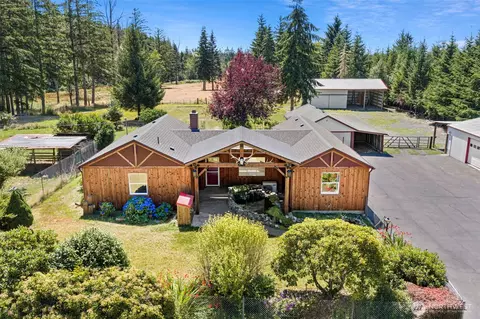 Exterior - 1296 Centralia Alpha Rd, Chehalis, WA 98532 photo 2 of 13