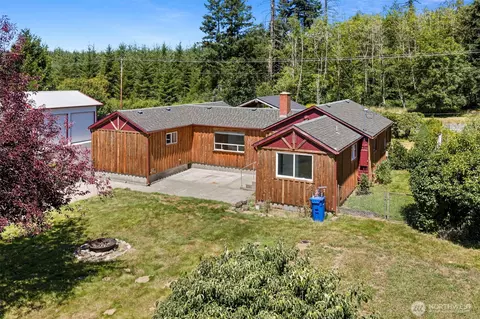 Exterior - 1296 Centralia Alpha Rd, Chehalis, WA 98532 photo 7 of 13